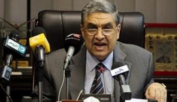 وزير الكهرباء يعتذر للمصريين:أنا مجبر على زيادة الأسعار..ولا فرق بين سكان بولاق والزمالك
