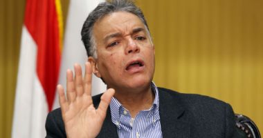 وزير النقل: تكلفة الانتقال بالميكروباص 5 أضعاف السفر بالقطارات