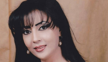 تفاصيل اعترافات منى الغضبان في ظهورها بفيديو إباحي مع مخرج شهير