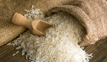 "السلع التموينية" تستورد 68 ألف طن أرز أبيض