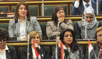 مطالب بزيادة نسبة تمثيل المرأة فى مقاعد البرلمان وتنفيذ مقترح زيادة الكوتة بنسبة 25% فى التعديلات الدستورية.. حقوقيون: ضرورة لمناقشة القضايا الخاصة بها.. ورانيا يحيى: النساء أقل فسادا من الرجال