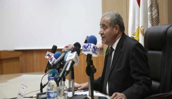 وزير التموين لـ 5 فئات: "ما تحزنوش عشان حذفناكم"