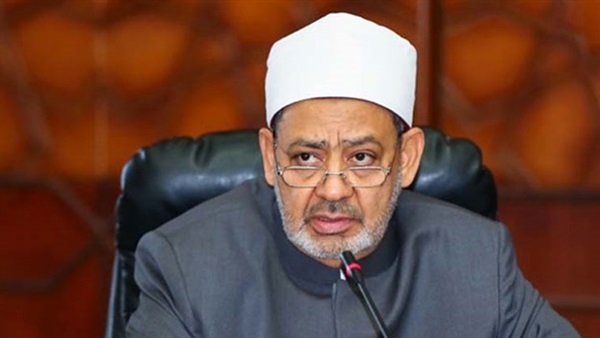 الأزهر: الإمام الأكبر لم يتطرق لحظر أو تحريم تعدد الزوجات