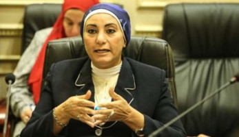وكيل 'إعلام النواب' تطالب بإلغاء إصدارات الصحف القومية التي تحقق خسائر