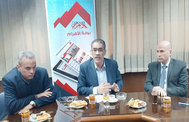 ضياء رشوان: زيادة البدل ليست مساومة للتصويت.. والمهنة في خطر