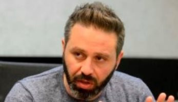 حازم إمام يكشف كواليس صلحه مع مرتضى منصور: أرسل لى كارنيهات العضوية مشكورا