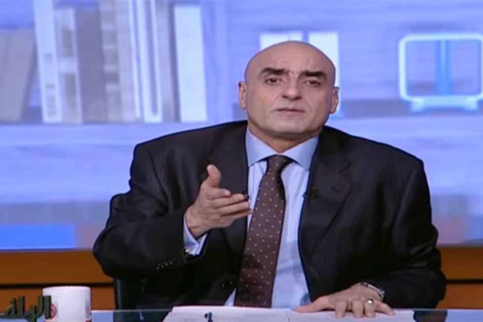 عزمي مجاهد يدعو لحذف متعاطي المخدرات من بطاقة التموين