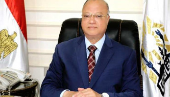 محافظ القاهرة يوجه بتكثيف الحملات لإعادة الانضباط لشوارع العاصمة