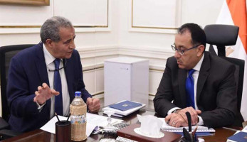 "مدبولي" يوجه بتفعيل بروتوكول التعاون بين التموين و"الخدمة الوطنية" لضبط الأسواق