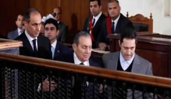 المستشار يحى الدكرورى يكشف معلومات خطيرة عن عائلة مبارك فى قضية " فساد البورصة"