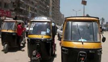 الحكومة توقف تصاريح السير الصادرة لـ «التوك توك» بالمحافظات