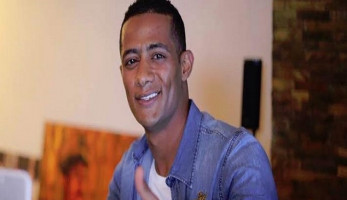 ظهور الفنان محمد رمضان "عاريا" في حفل بطلب إحاطة برلماني