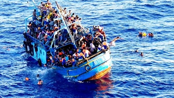 إحباط محاولة 13 شخصا الهجرة غير الشرعية لإحدى الدول العربية