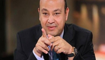 عمرو أديب يكشف علاقة القرضاوي باغتيال معاون مباحث النزهة.. فيديو
