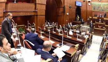 ممثل "النور" يجدد اعتراضه على لفظ "مدنية".. وعبد العال: سنبحث استخدام مصطلح يريح الجميع