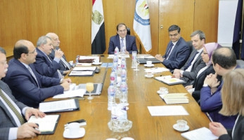 لأول مرة.. «البترول» تدرس إدخال عدادات الغاز مسبوقة الدفع