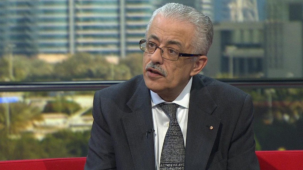 بالصور.. نتائج استطلاع رأي طلاب أولي ثانوي عن تجربة التابلت