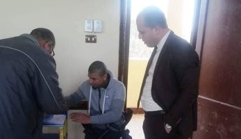 حزب معارض موال للإخوان يخطط لعرض كراتين مزورة فى مؤتمر صحفى لضرب الاستفتاء