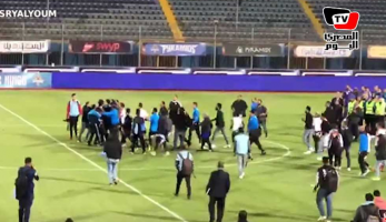 لاعبو وإداري الزمالك يعتدون بالضرب على مصور «المصري اليوم» (فيديو)