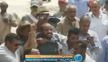 شاهد.. لحظة القبض على متسلق الهرم بحضور مصطفى وزيري