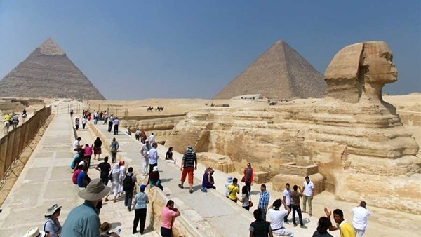 اليوم.. الإعلان عن كشف أثري جديد بالأهرامات