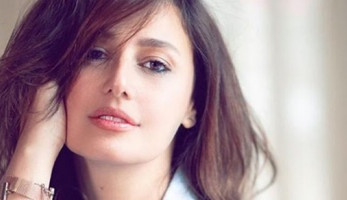 حلا شيحة تنشر صورة لها من كواليس مسلسل زلزال وتعلق: يارب ينجح