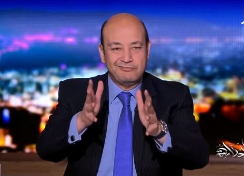 عمرو أديب: "معنديش مشكلة إن الأهلي يكسب بس بتعب من جون الـ99"