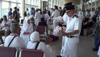 اليوم.. مطار القاهرة يستقبل 14 رحلة لعودة المعتمرين