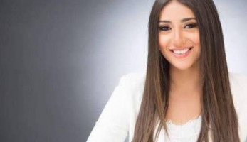 رنا هويدي تعود لجمهورها بعد إخلاء سبيلها في الفيديوهات الفاضحة: "من منكم بلا خطيئة"