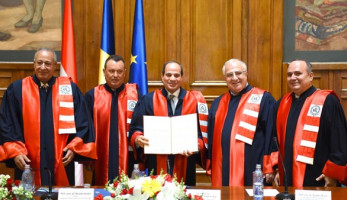 بالصور.. جامعة بوخارست تمنح الدكتوراه الفخرية لـ"السيسي"
