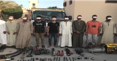 سقوط تشكيل عصابى استولى على 200 طن بترول خام من خط أنابيب رئيسى