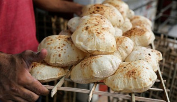 الدعم مستمر.. التموين تتحمل 55 قرشا من تكلفة رغيف الخبز والمواطن 5 قروش فقط
