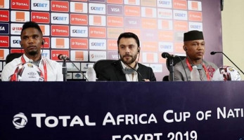 أحمد حسن يشيد بمنتخب الجزائر ومدربه بالأمم الإفريقية