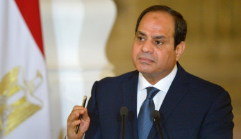 الرئيس السيسي يدعو أسر الشهداء لحضور مباراة منتخب مصر أمام جنوب أفريقيا اليوم
