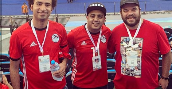 نجوم مسرح مصر يساندون منتخب مصر من المدرجات قبل لقاء جنوب أفريقيا