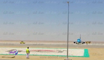 شاهد.. هبوط أول رحلة تجريبيا في مطار العاصمة الإدارية الجديدة