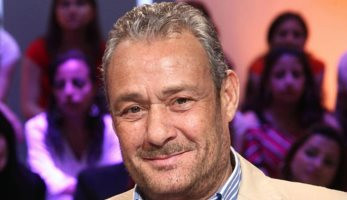 فاروق الفيشاوى يتعرض لوعكة صحية..ونجله أحمد: حالته حرجة جداً