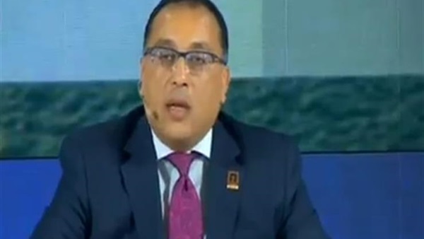 رئيس الوزراء: "السيسي قالي مش هناكل ولا ننام غير لما نقضي على العشوائيات" (فيديو)