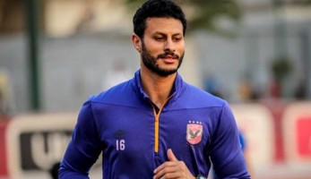 طبيب الأهلي يكشف موقف وليد سليمان ومحمد الشناوي من مواجهة اطلع بره