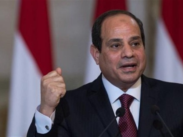 السيسي مهنئا ناشئي اليد: نموذج يحتذى به في قوة العزيمة والإصرار