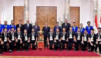 صور.. بعثة ناشئي اليد: تكريم الرئاسة أعظم تقدير للمنتخب