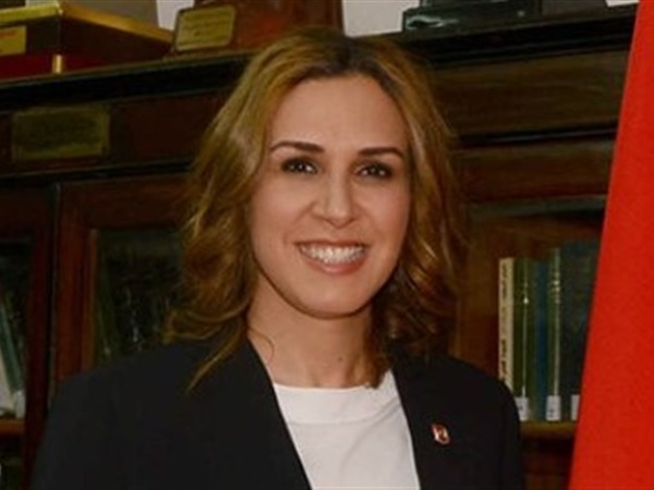 رانيا علواني ترد على أزمتها مع جماهير الأهلي في بيان رسمي