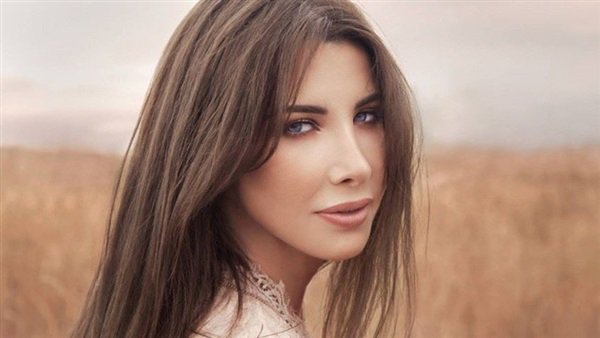 صورة طبق الأصل من والدتها.. نانسي عجرم تحتفل بتعميد ابنتها ليا