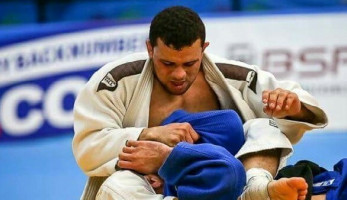 هزم لاعب الاحتلال في 25 ثانية.. محمد عبدالموجود يتوج ببرونزية الجائزة الكبرى للجودو