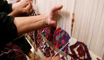 كيف يمكن النهوض بقطاع الصناعات اليدوية والحرفية؟