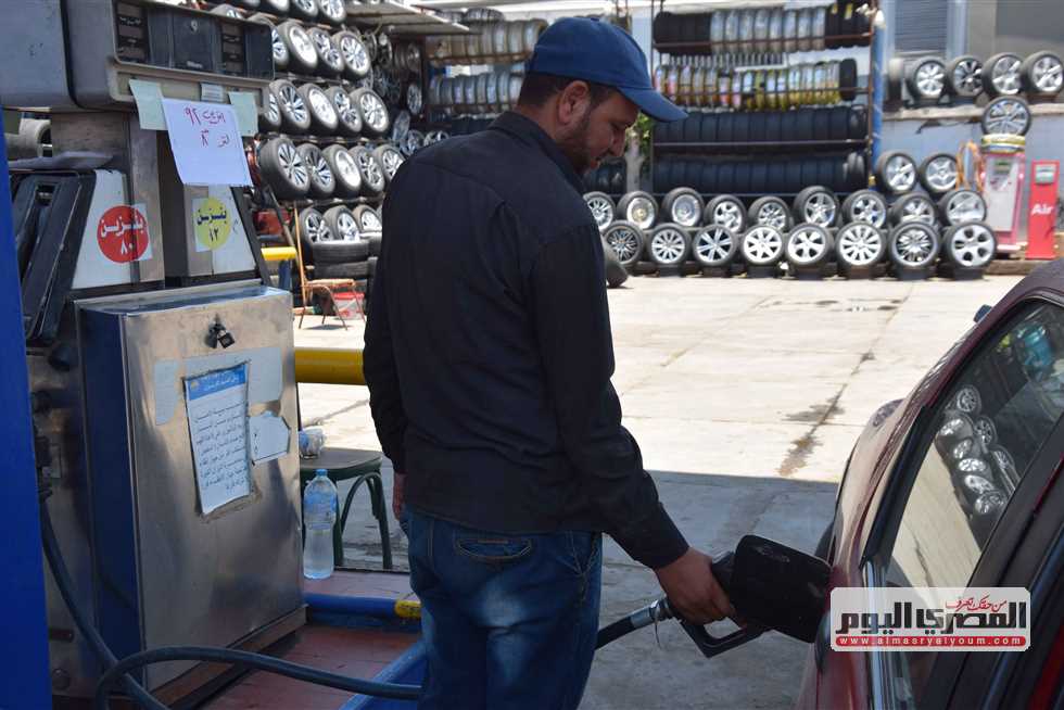مصادر تكشف كواليس قرار خفض أسعار البنزين وسبب الاستقرار على ٢٥ قرشًا