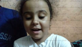 نقاب ومحامي غائب و3 سنوات حبس.. 5 مشاهد في قضية جدة الطفلة أماني