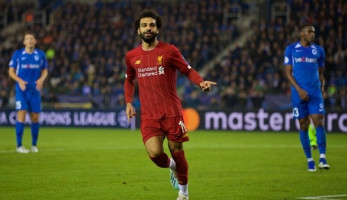 محمد صلاح يحتفل بعودته إلى الملعب بعد الإصابة..صور