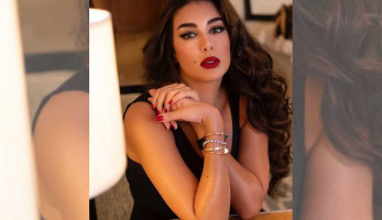 ياسمين صبري تنفعل على متابع بسبب «ضحية التذكرة»: «كفي نفسك»