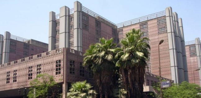 عاجل.. النيابة تحقق مع متهمين جديدين في "إلقاء الزيت" بقصر العيني
